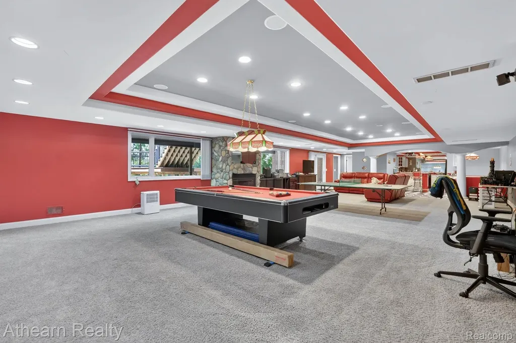 5326 Lake Forest Boulevard Genoa Township MI 48116