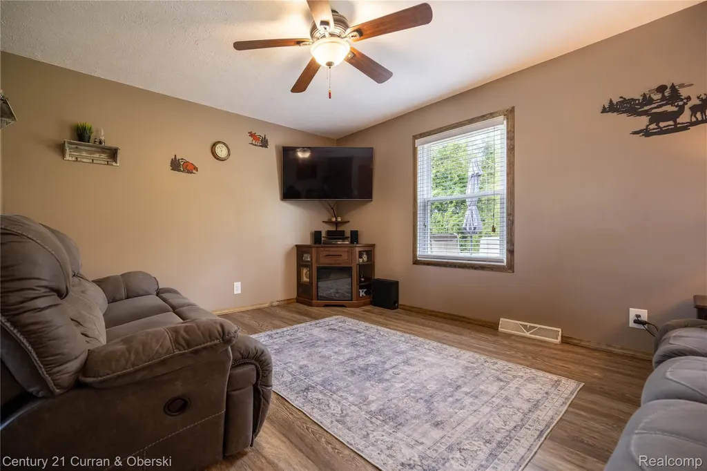 15262 Us 23 S Presque Isle Township MI 49777