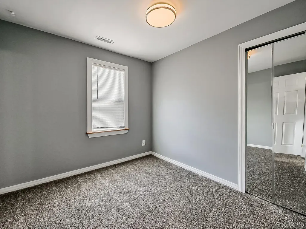 27819 Lasslett Street Roseville City MI 48066