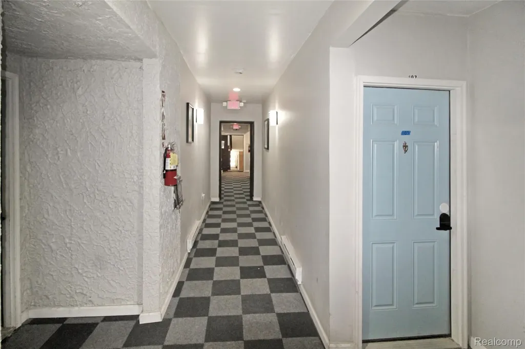 14296 Glenwood Street Detroit City MI 48205
