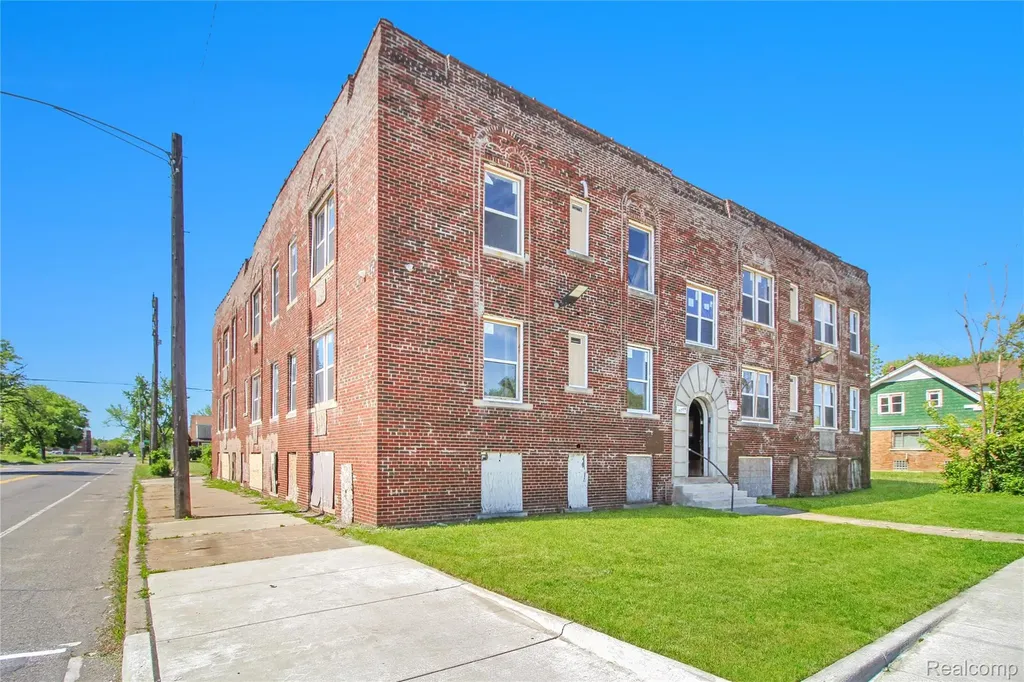 18036 Schoenherr Street Detroit City MI 48205