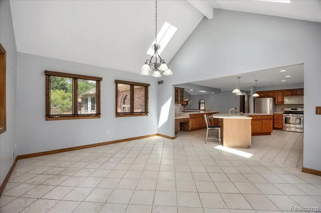 30531 Pembroke Street Livonia City MI 48152