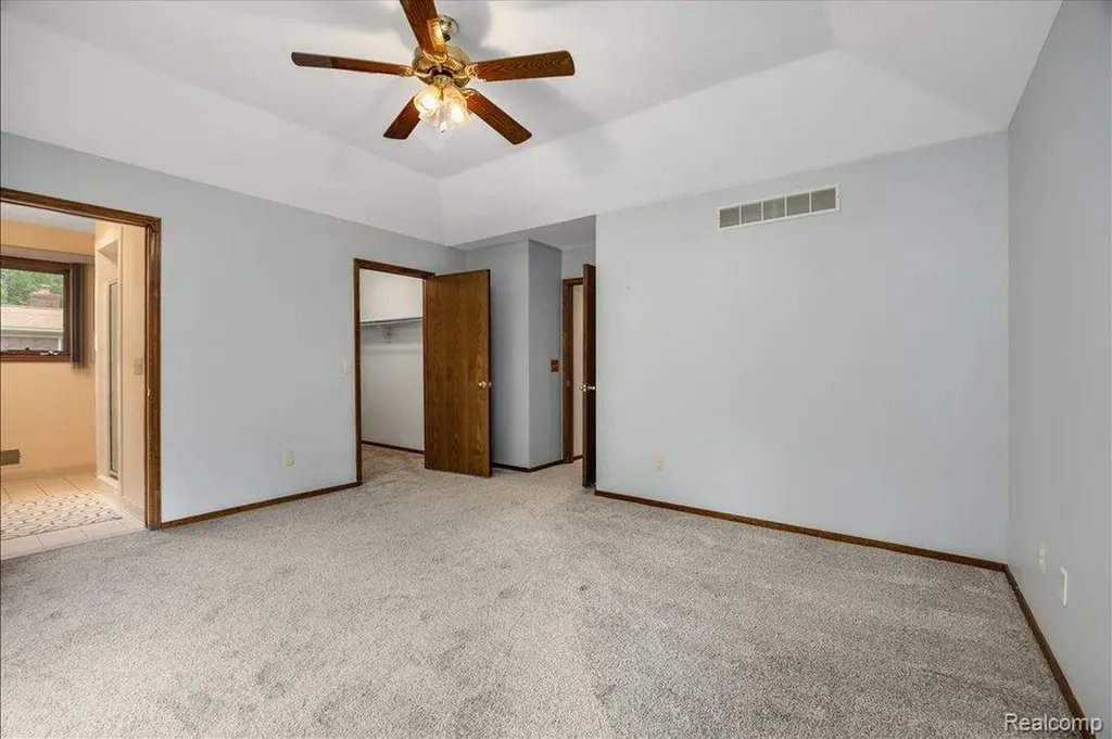 30531 Pembroke Street Livonia City MI 48152