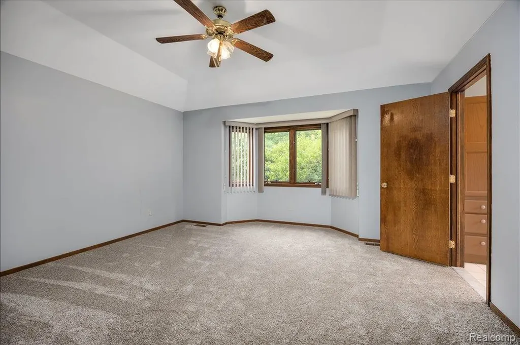 30531 Pembroke Street Livonia City MI 48152