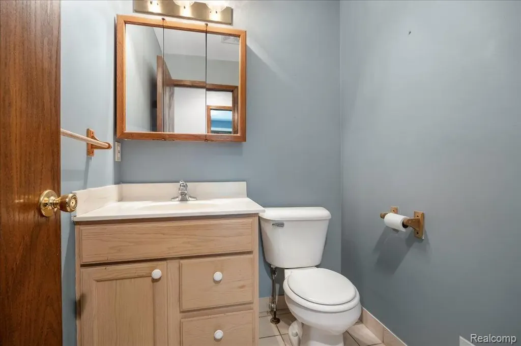 30531 Pembroke Street Livonia City MI 48152