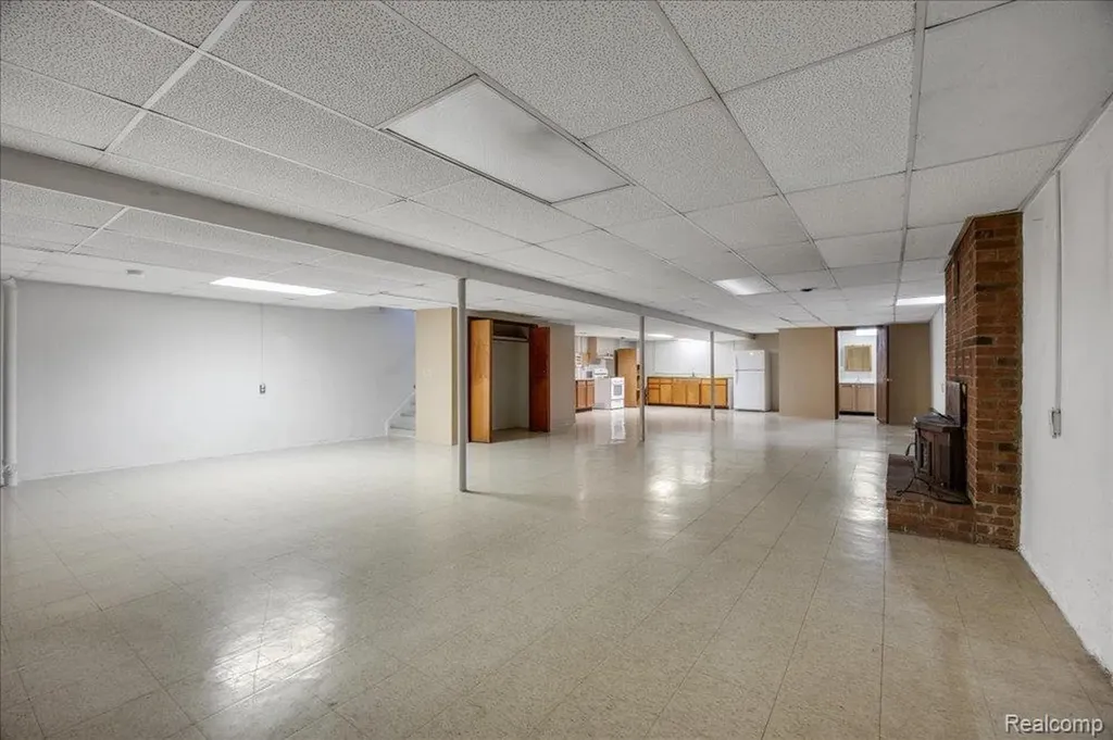 30531 Pembroke Street Livonia City MI 48152