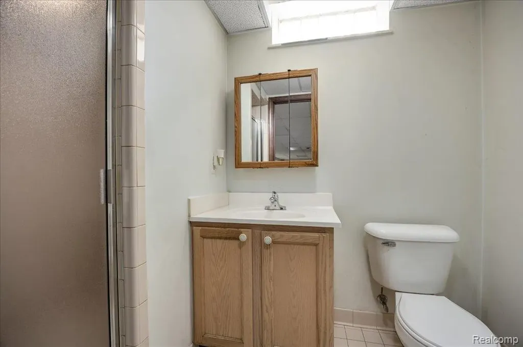30531 Pembroke Street Livonia City MI 48152