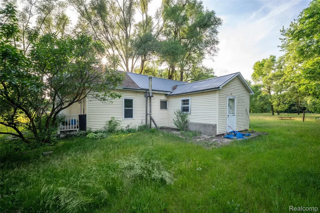 13882 Curtis Road Grass Lake Charter Township MI 49240