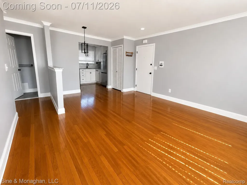 433 Miller Avenue Rochester City MI 48307