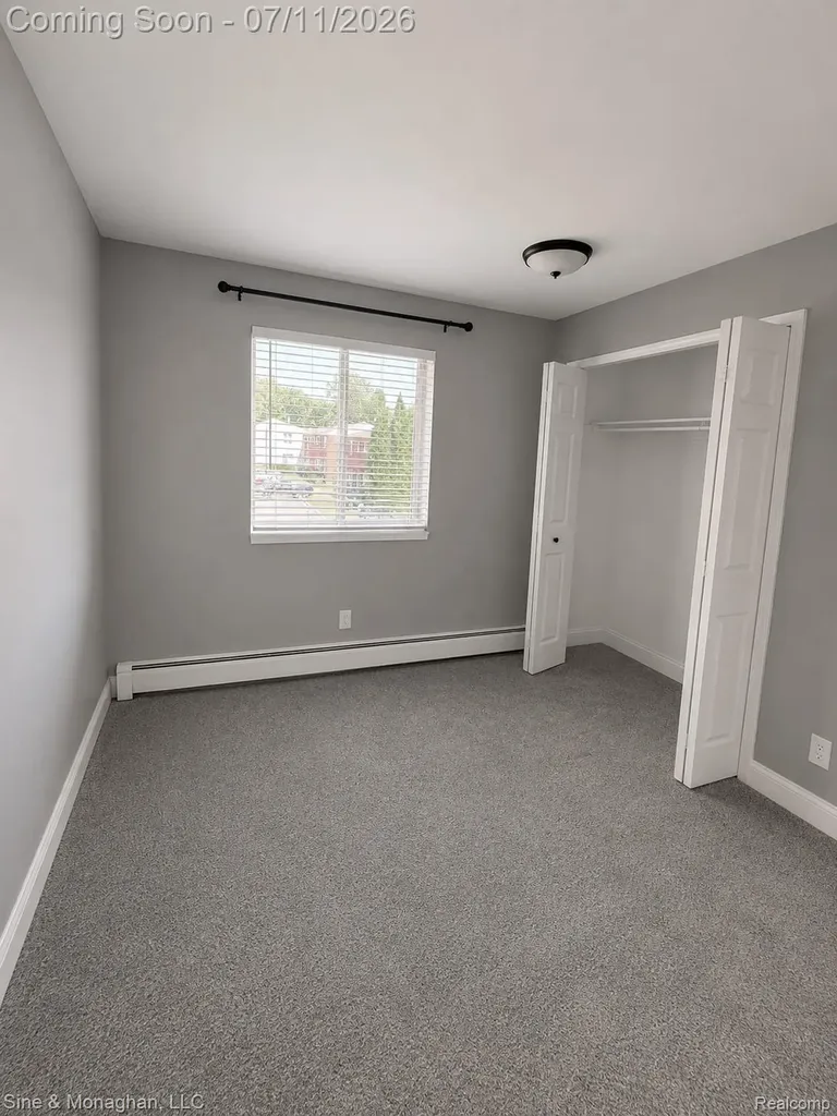 433 Miller Avenue Rochester City MI 48307