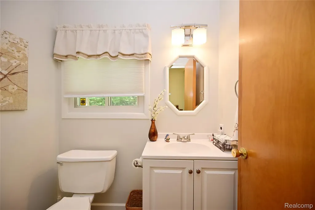 5888 Pentland Road Bloomfield Hills City MI 48301
