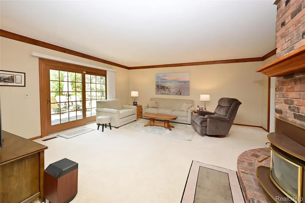 5888 Pentland Road Bloomfield Hills City MI 48301