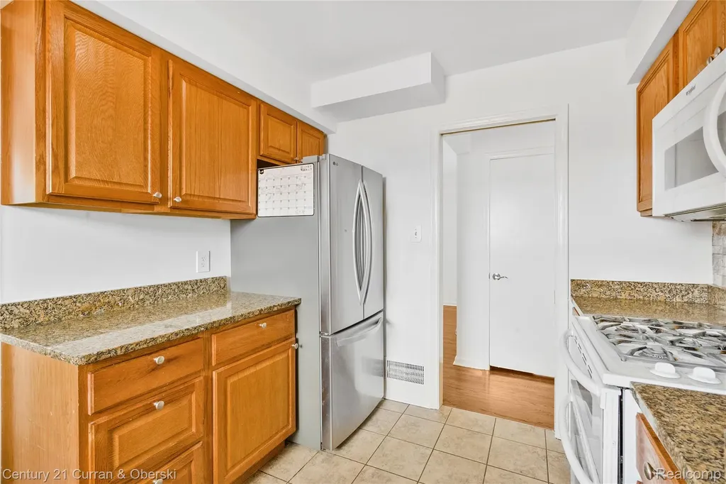 23704 Harvard Street Dearborn City MI 48124