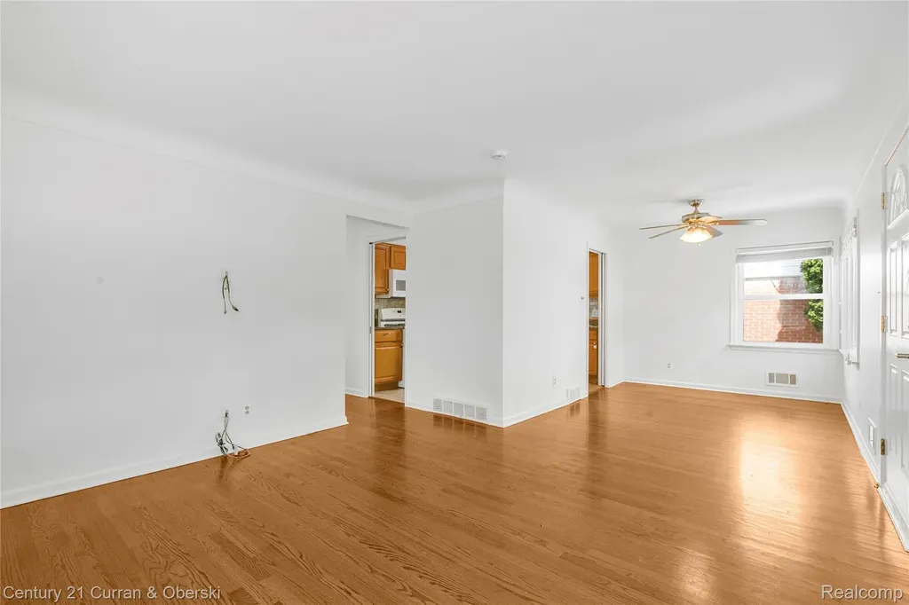 23704 Harvard Street Dearborn City MI 48124