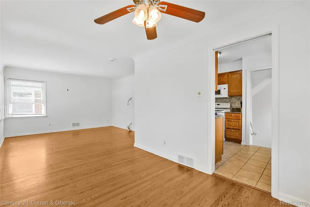 23704 Harvard Street Dearborn City MI 48124