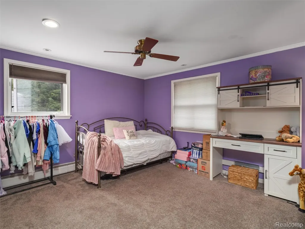 2143 Avoncrest Drive Rochester Hills City MI 48309