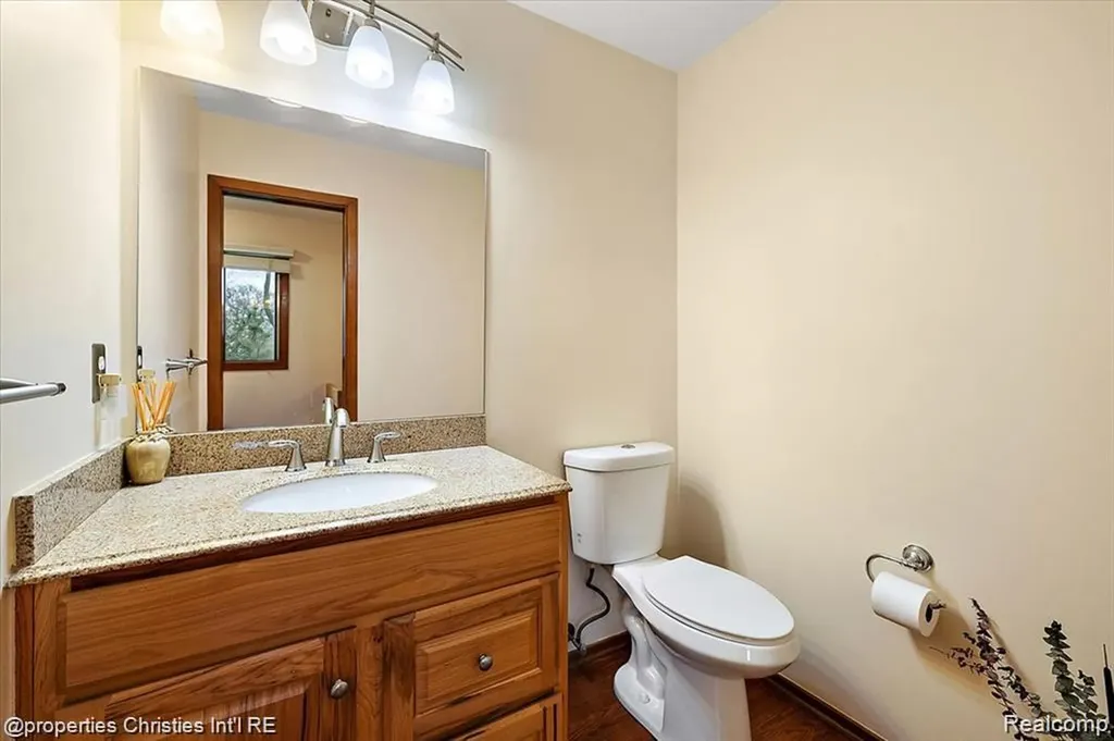 4566 Walden Drive Bloomfield Hills City MI 48301