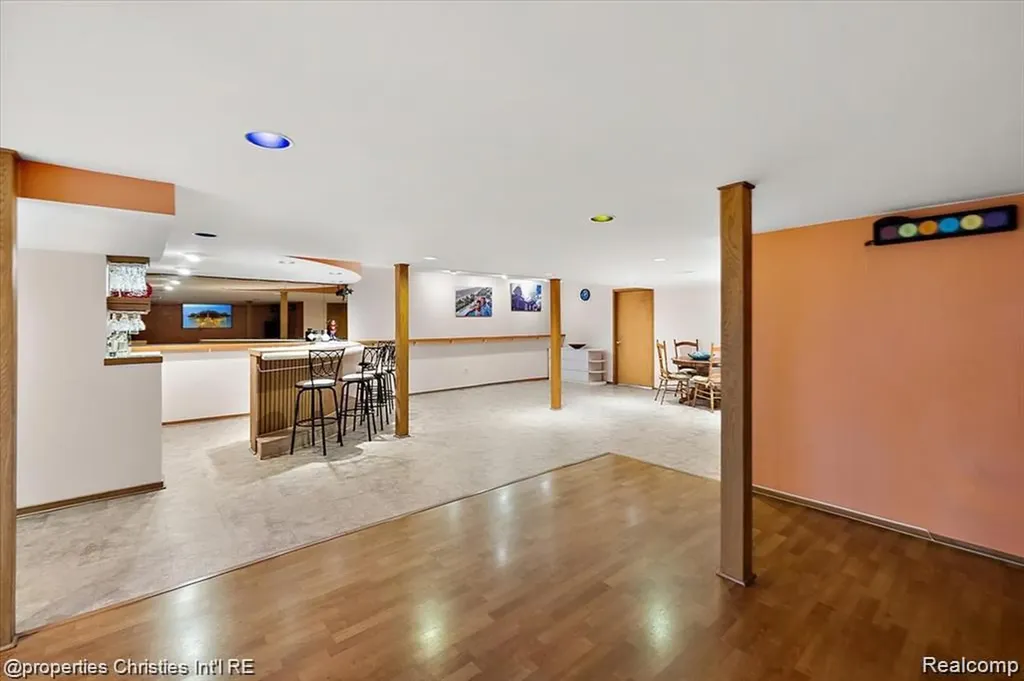 4566 Walden Drive Bloomfield Hills City MI 48301