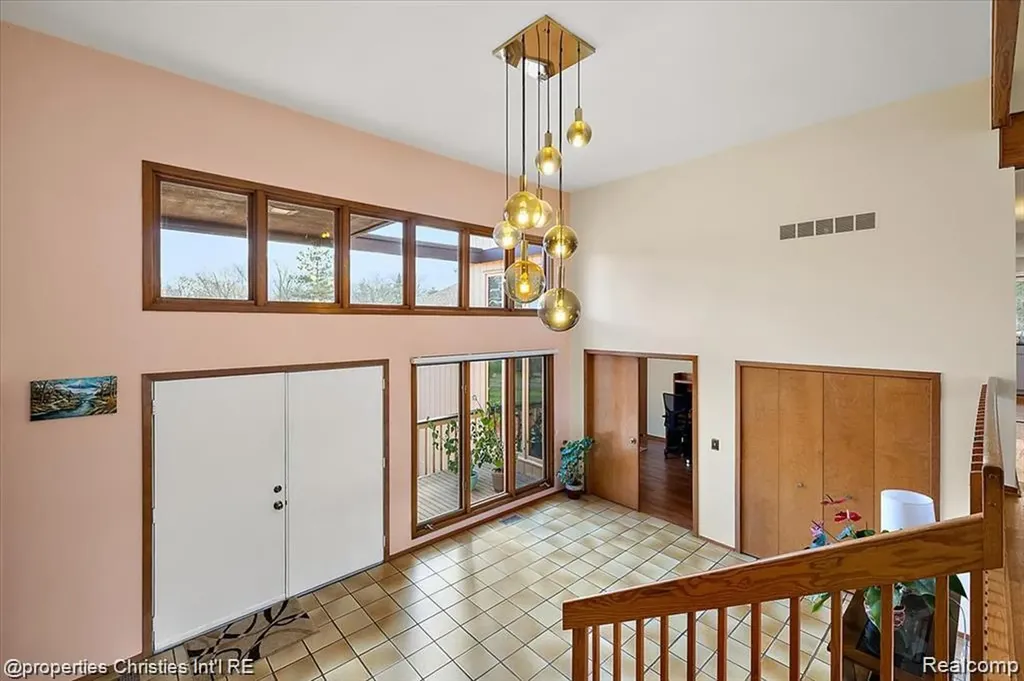 4566 Walden Drive Bloomfield Hills City MI 48301