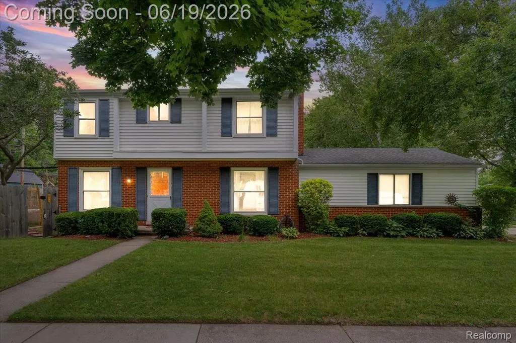 665 Langley Boulevard Clawson City MI 48017
