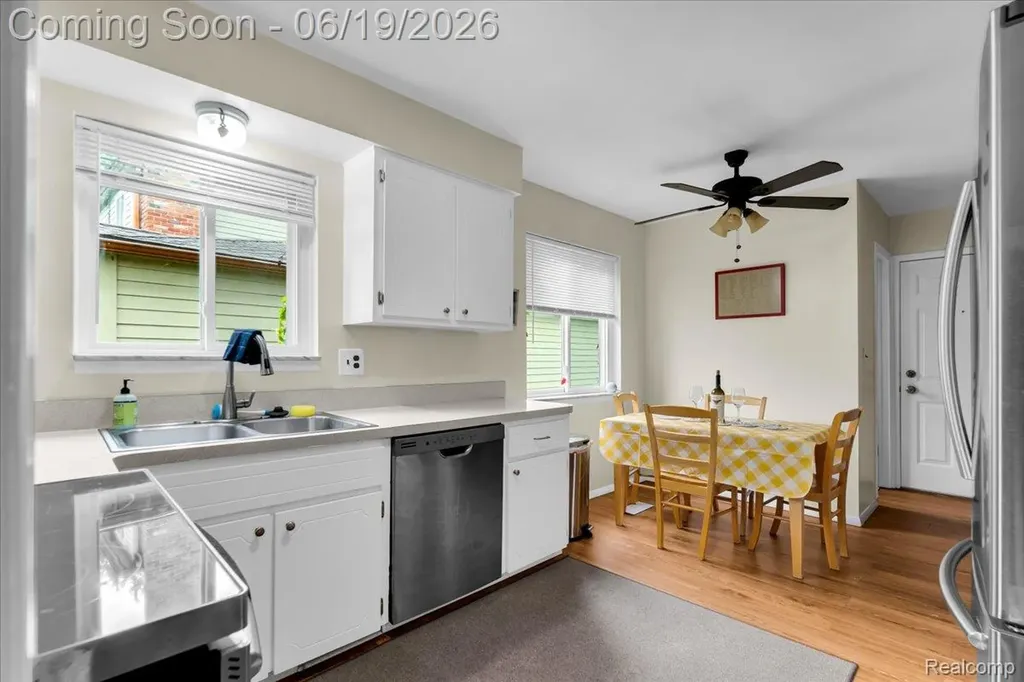 665 Langley Boulevard Clawson City MI 48017