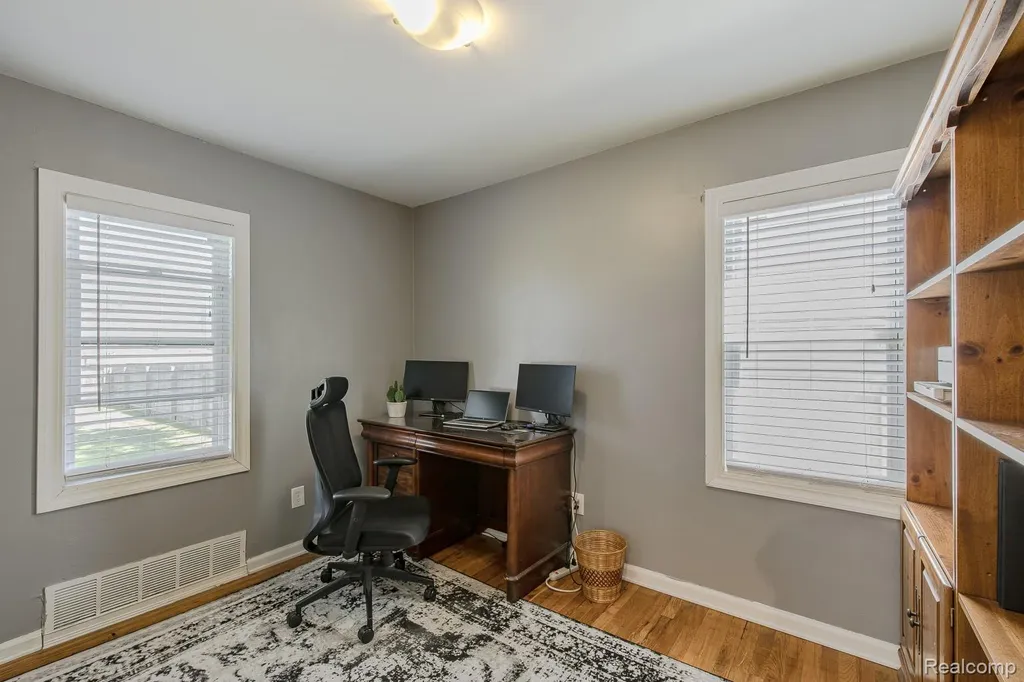 3330 Ellwood Avenue Royal Oak City MI 48073