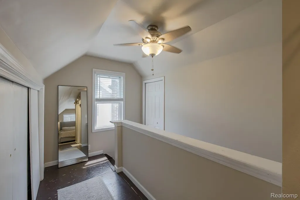 3330 Ellwood Avenue Royal Oak City MI 48073