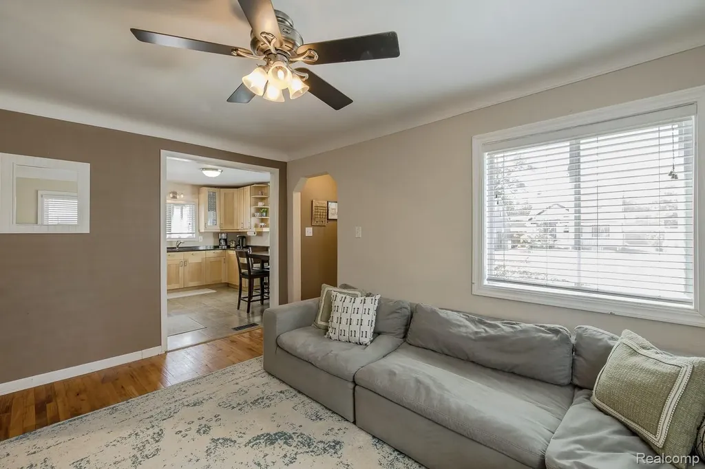 3330 Ellwood Avenue Royal Oak City MI 48073
