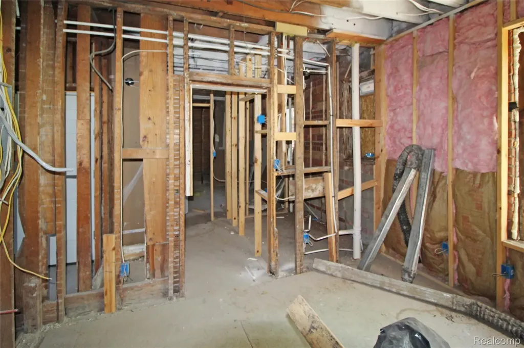 18029 Schoenherr Street Detroit City MI 48205