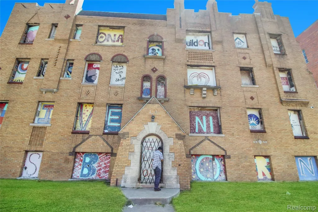 18029 Schoenherr Street Detroit City MI 48205
