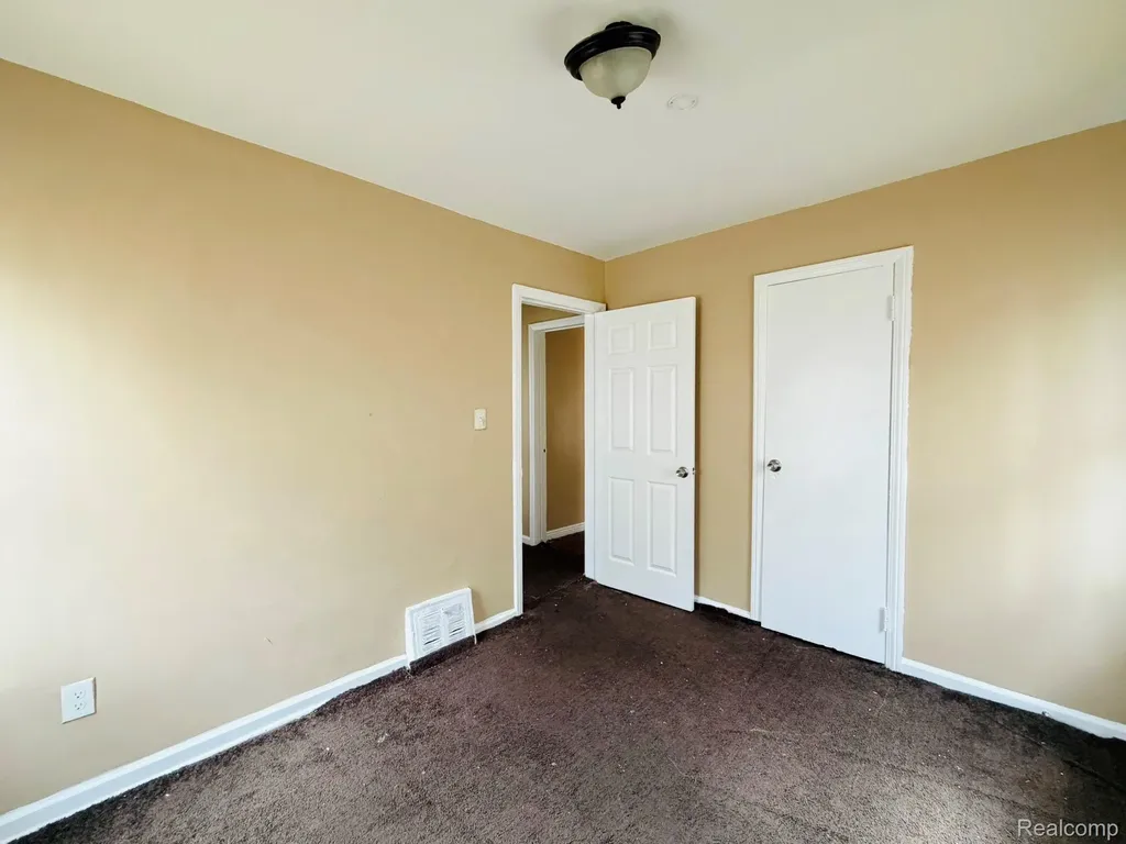 8653 Braile Street Detroit City MI 48228