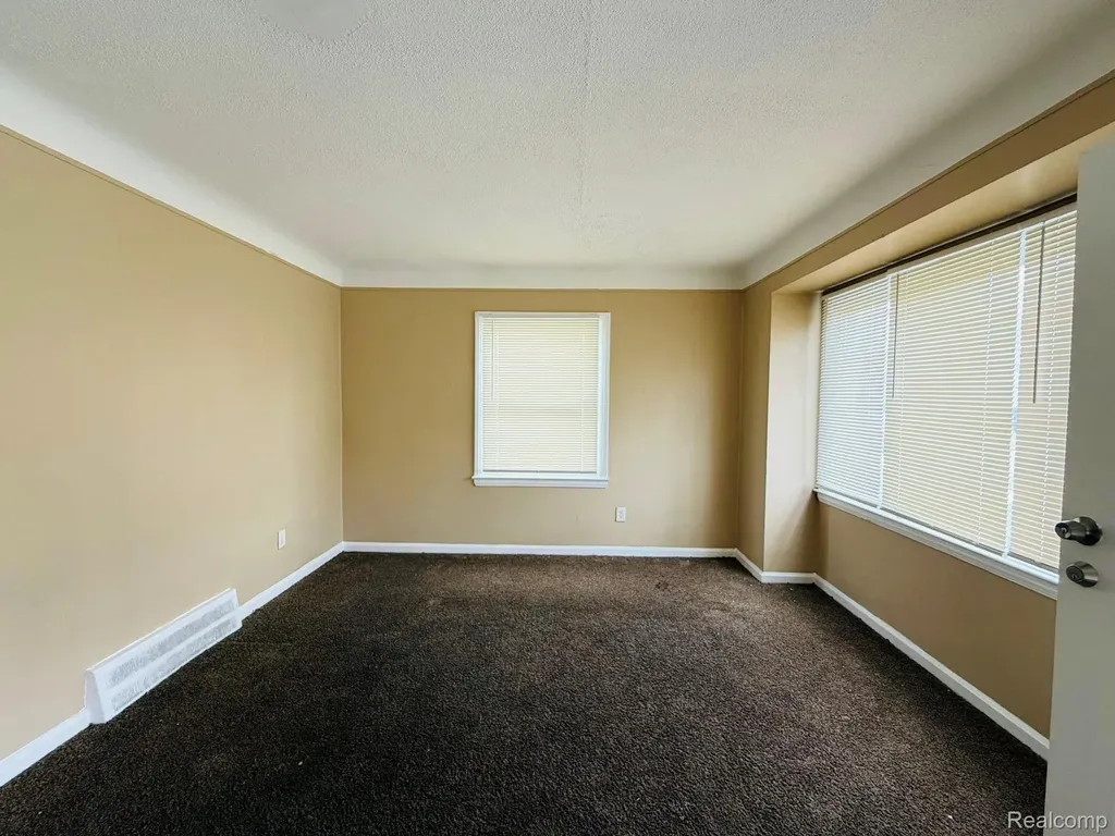 8653 Braile Street Detroit City MI 48228