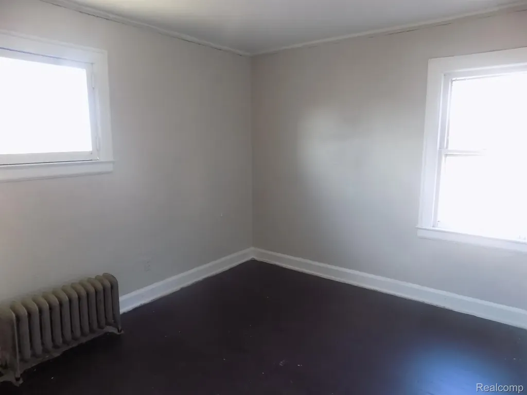14135 Mansfield Detroit City MI 48227