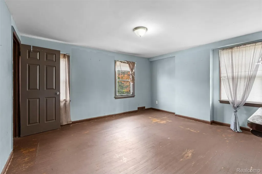 15082 Hazelridge Street Detroit City MI 48205