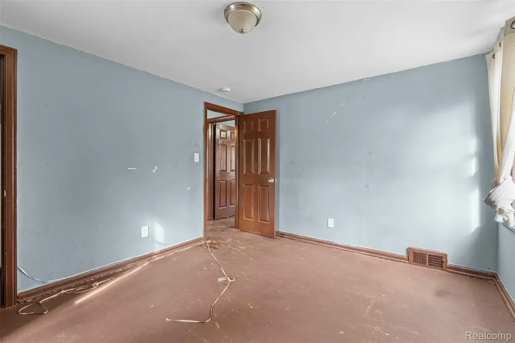 15082 Hazelridge Street Detroit City MI 48205