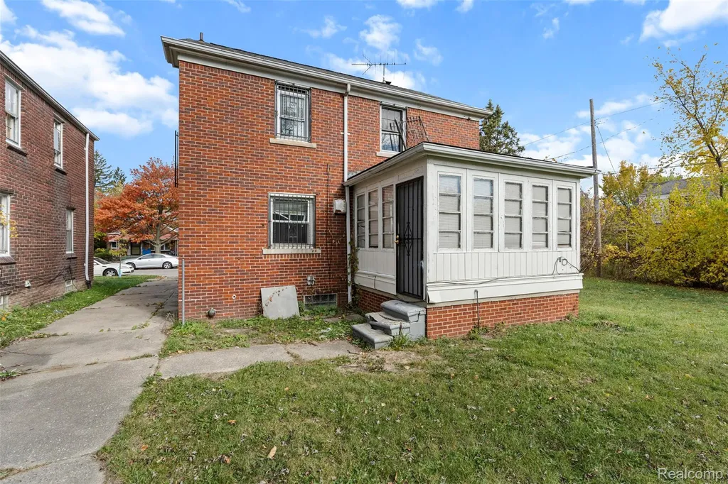 15082 Hazelridge Street Detroit City MI 48205