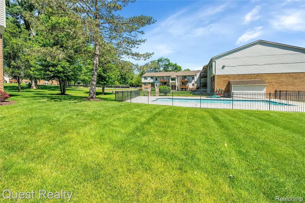 30028 W 12 Mile Road Farmington City MI 48334