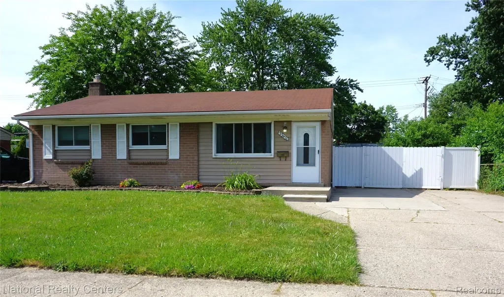 33420 Cherry Hill Road Garden City City MI 48135