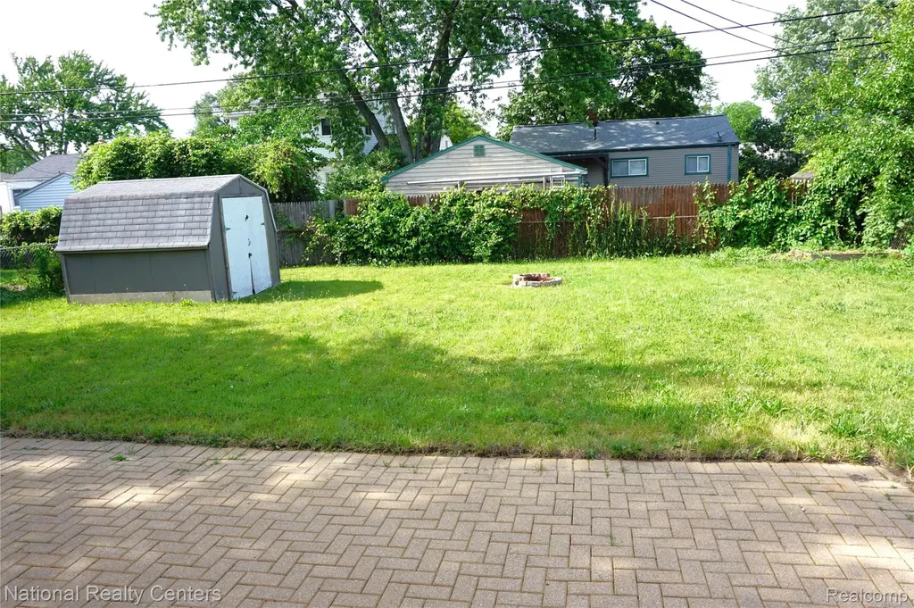 33420 Cherry Hill Road Garden City City MI 48135