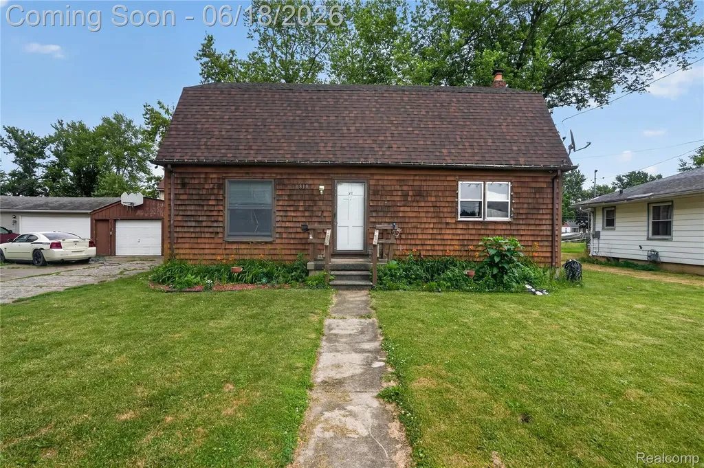 3818 N Averill Avenue Flint City MI 48506