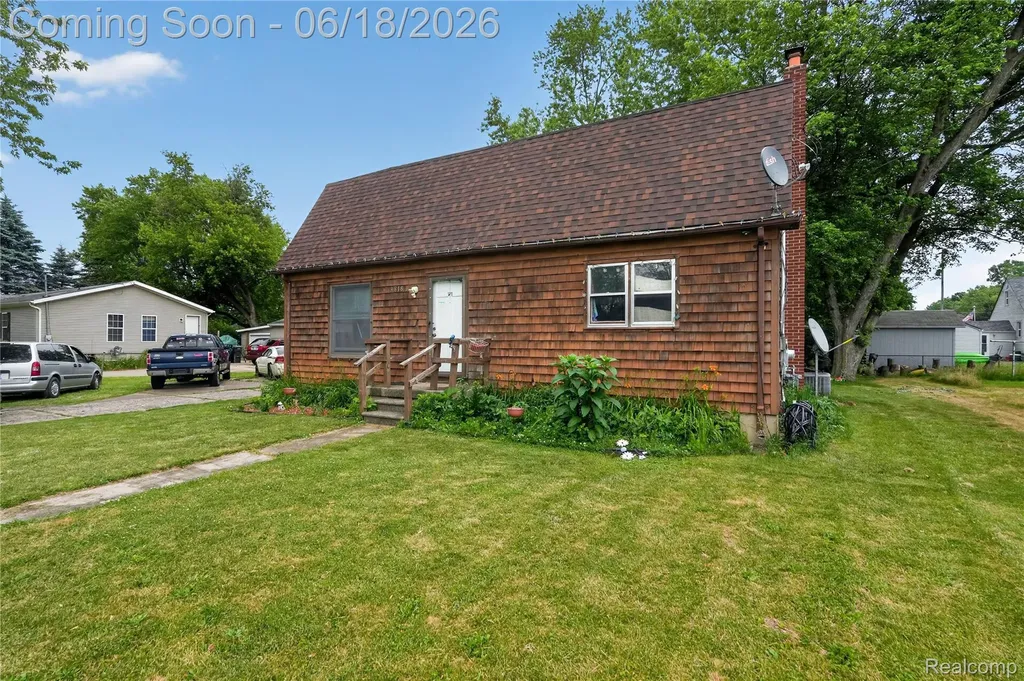 3818 N Averill Avenue Flint City MI 48506