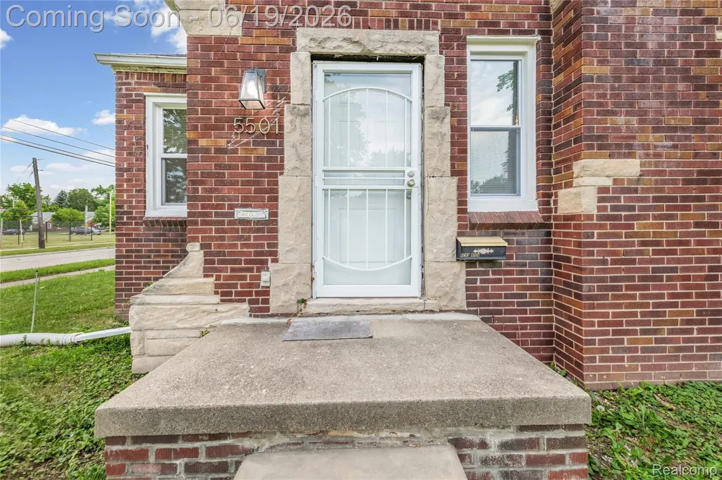 5501 Oldtown Street Detroit City MI 48224