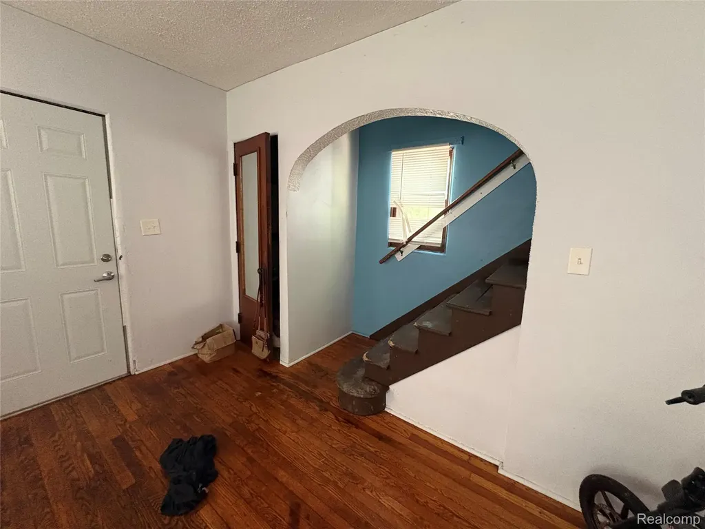 815 Buffalo Street Lansing City MI 48915