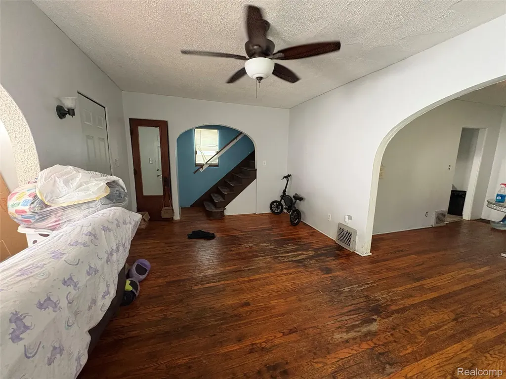 815 Buffalo Street Lansing City MI 48915
