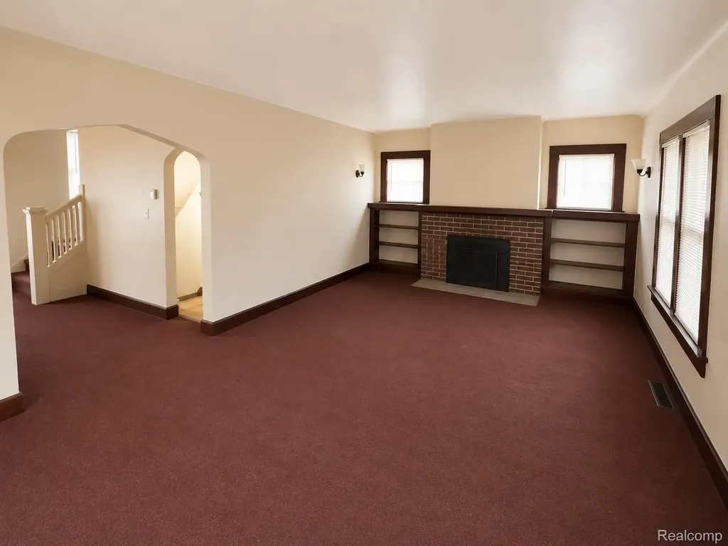 12780 Strathmoor Street Detroit City MI 48227