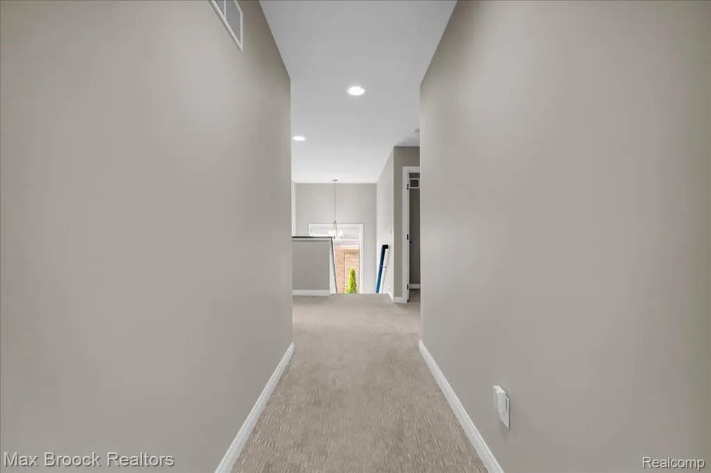 1126 Queensboro Drive Rochester Hills City MI 48307