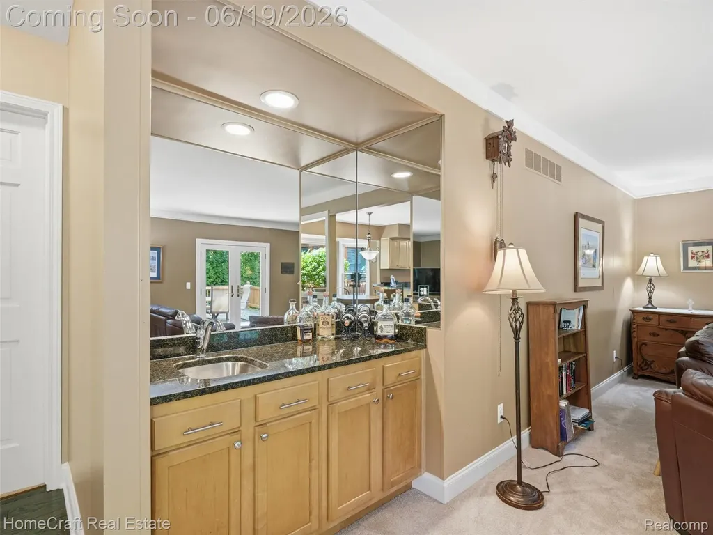 8829 Woodberry Road Plymouth Charter Township MI 48170