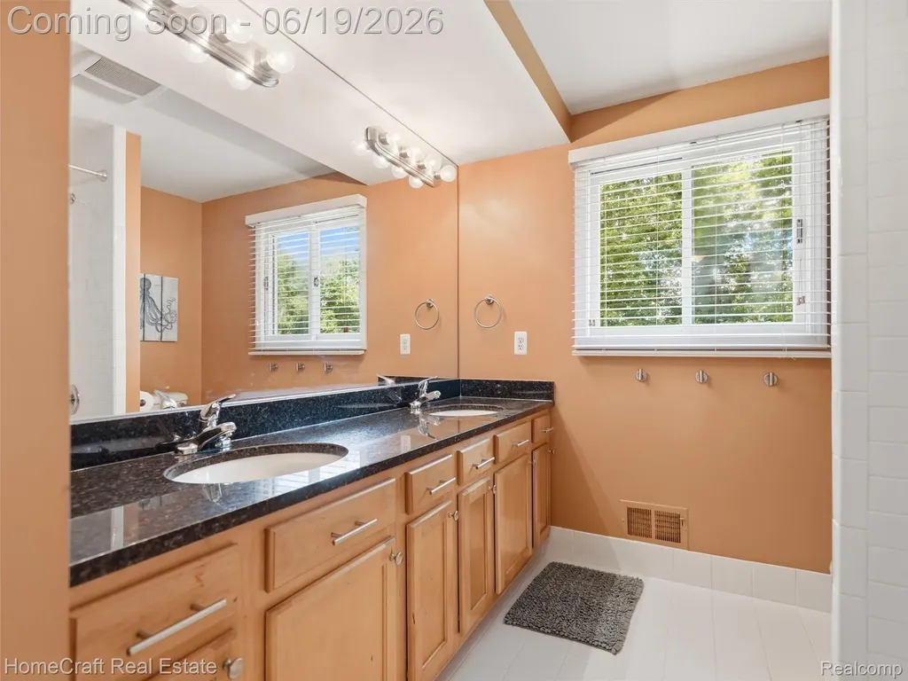 8829 Woodberry Road Plymouth Charter Township MI 48170