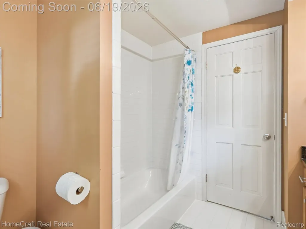 8829 Woodberry Road Plymouth Charter Township MI 48170