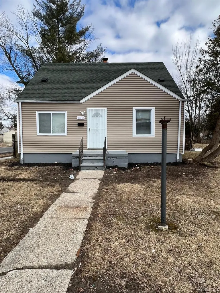 8316 Piedmont Street Detroit City MI 48228